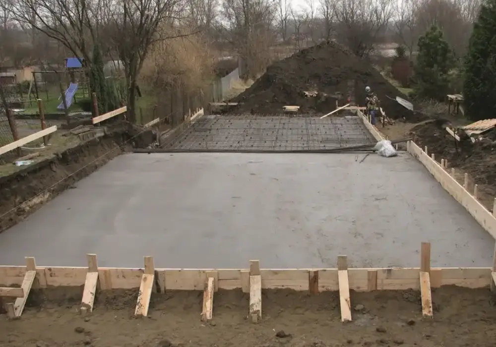 Beton C25/30 - parametry, cena i błędy, których warto unikać