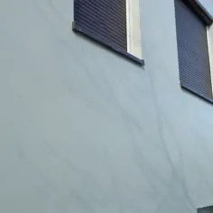 Najlepsze farby do malowania tynku cementowo wapiennego na zewnątrz