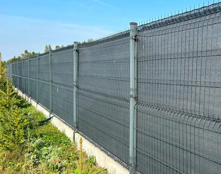 Jaka grubość słupka do ogrodzenia panelowego, aby uniknąć problemów?