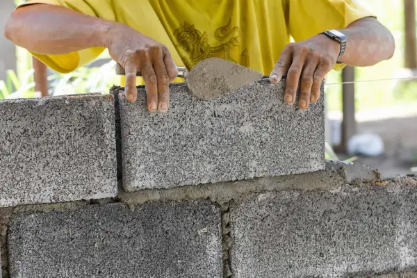 Bloczki betonowe fundamentowe - Jak wybrać i murować bez błędów?