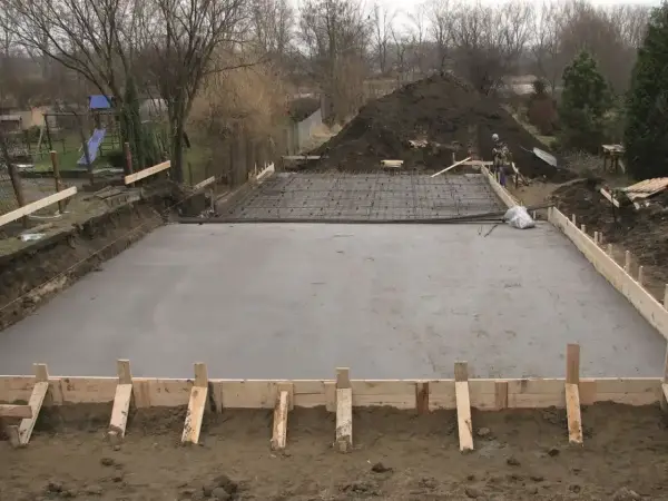 Beton C25/30 - parametry, cena i błędy, których warto unikać